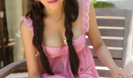 大乳美女视频,性感魅力一触即发